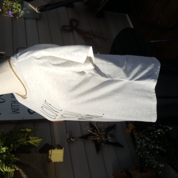 NWT RAE DUNN ♡ Super Sweet Cream|Gray|Black LOVE YOU MOM. Short Sleeve T-Shirt S - Picture 8 of 12